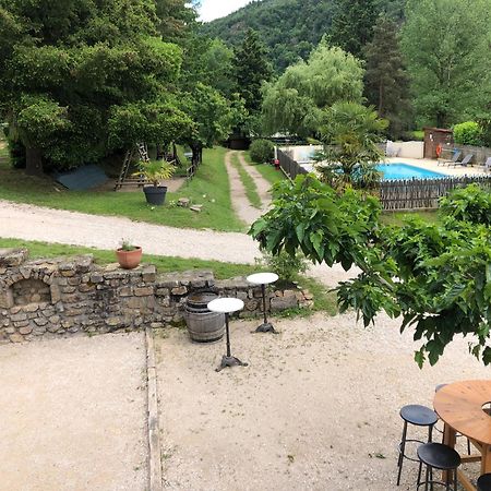 Camping Les Berges Du Doux Colombier-le-Vieux المظهر الخارجي الصورة
