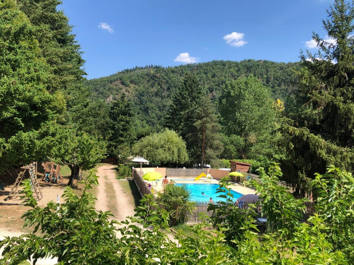 Camping Les Berges Du Doux Colombier-le-Vieux المظهر الخارجي الصورة