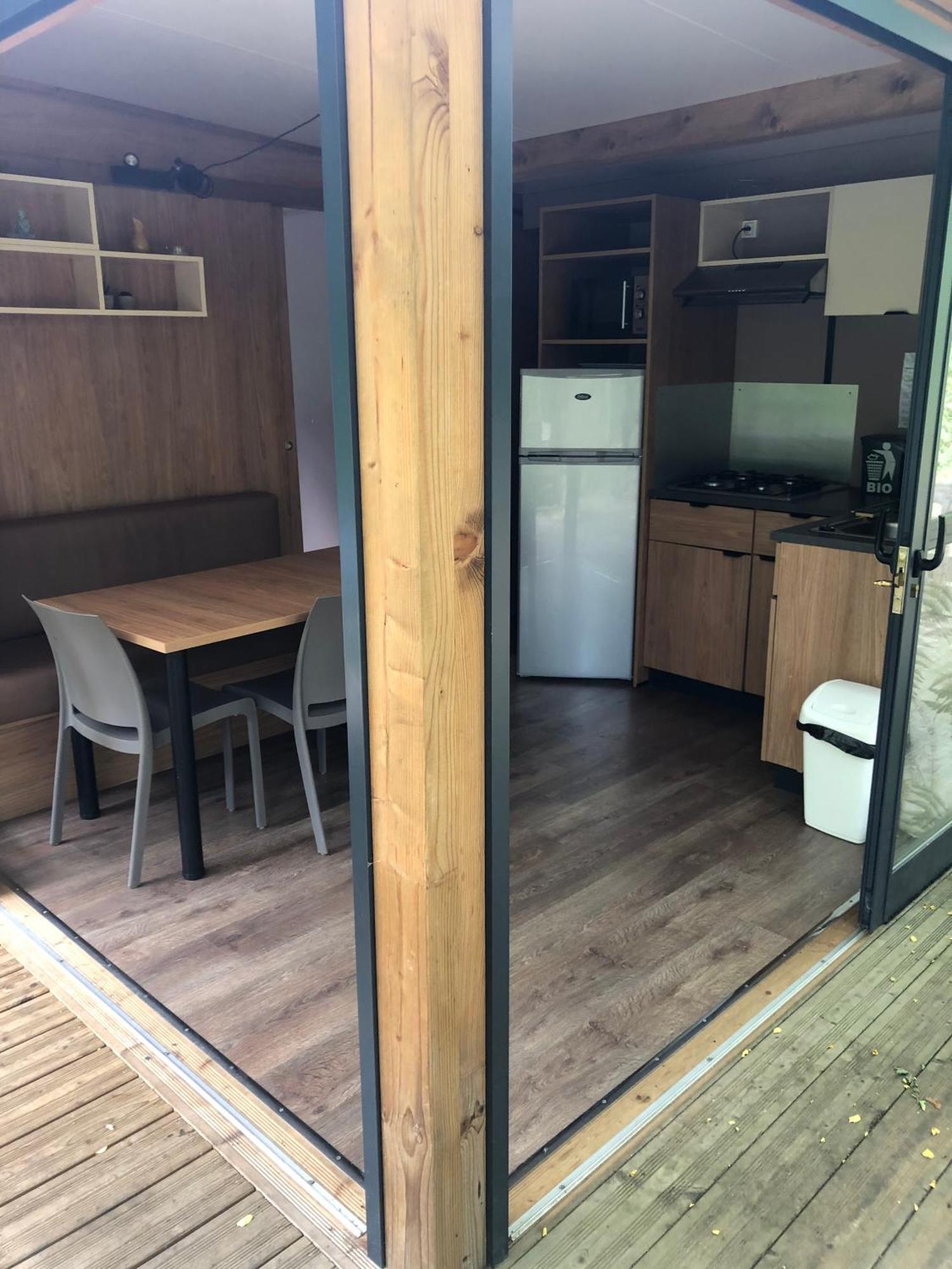 Camping Les Berges Du Doux Colombier-le-Vieux المظهر الخارجي الصورة
